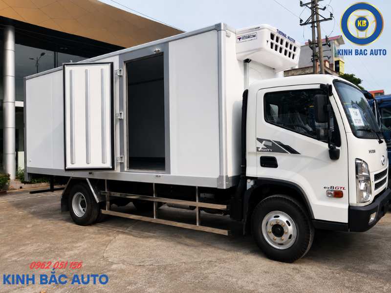 Xe tải đông lạnh Hyundai EX8