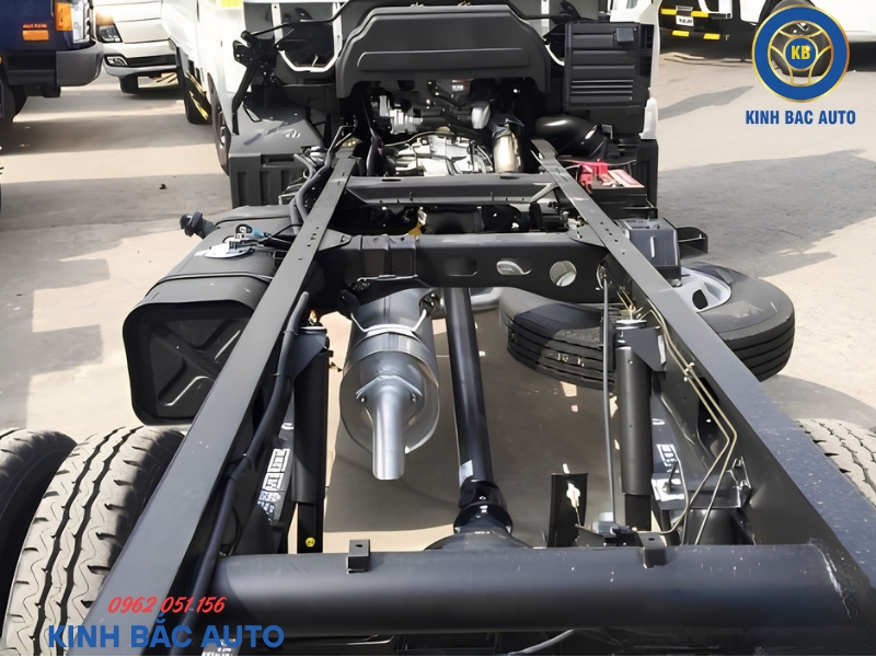 Hyundai N250SL 2.5 tấn thùng bạt dài 4m5