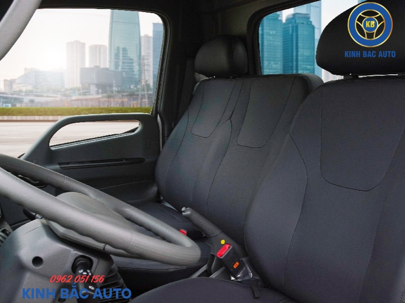 Hyundai N650L 3.5 tấn thùng bạt dài 4m5