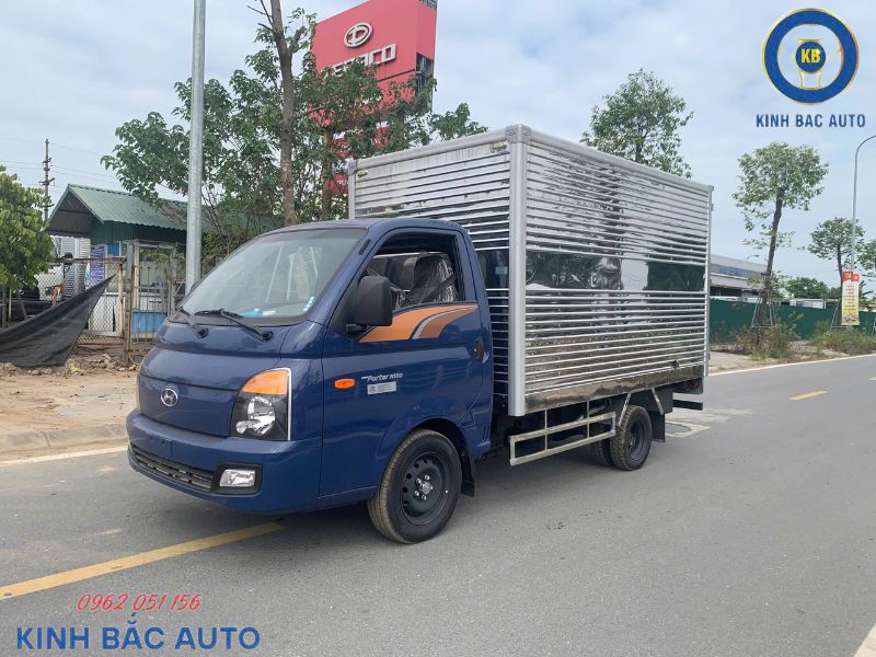 Hyundai Porter H150 1.5 tấn thùng kín dài 3m1