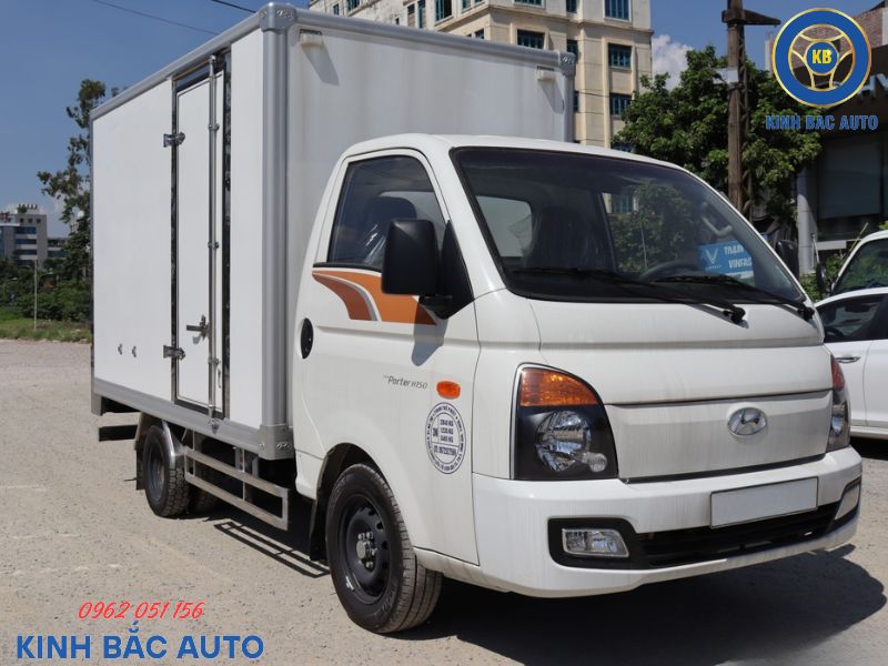 Hyundai Porter H150 1.5 tấn thùng kín dài 3m1