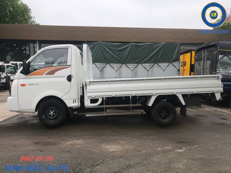 Hyundai Porter H150 1.5 tấn thùng lửng dài 3m1