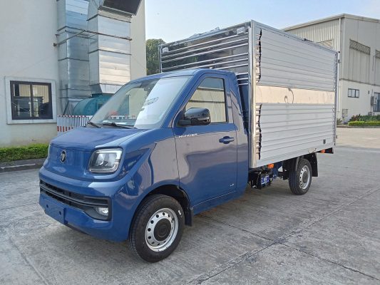 Foton Wonder màu xanh